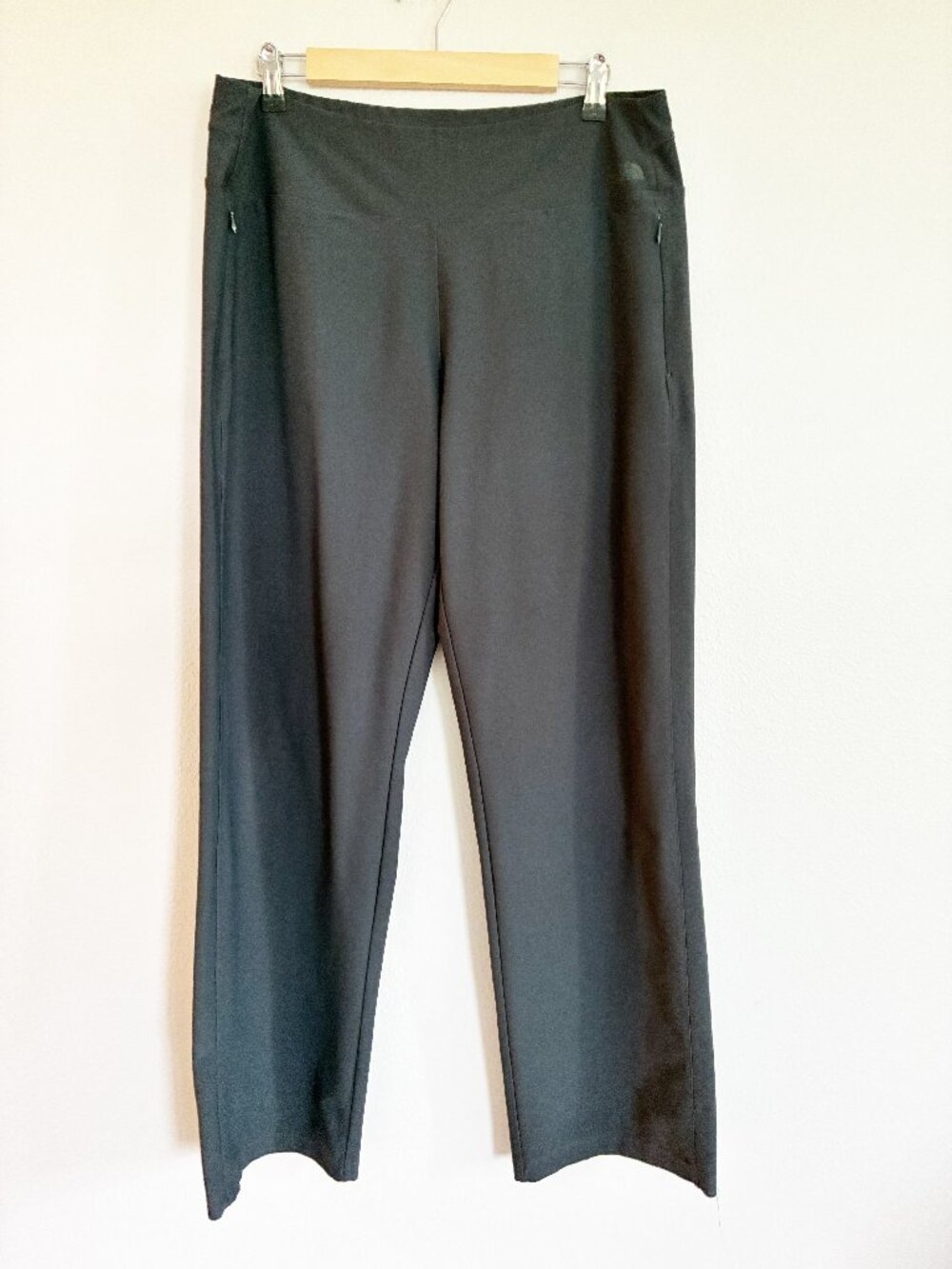The North Face Pants Everyday High Rise Flashdry Pull On